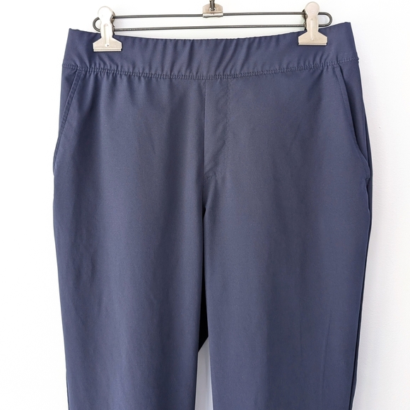 Tommy Bahama Women's Navy Golf Pull-on Pants With Ankle Zip ~ Size Medium - Picture 2 of 10